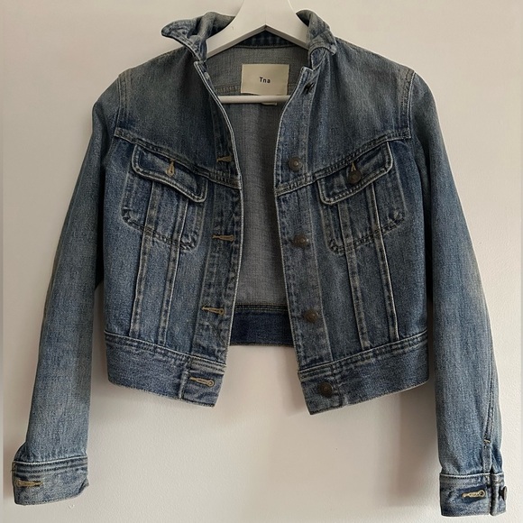Aritzia Jackets & Blazers - Aritzia TNA Jean Jacket Size XS